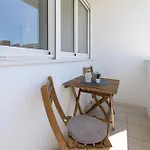 Toma * سبليت